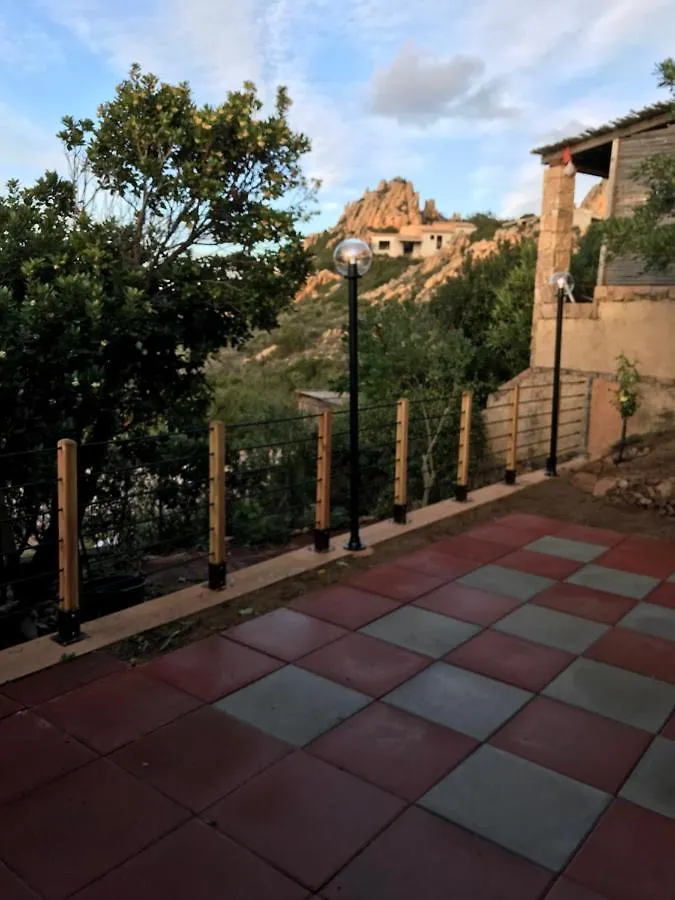 Villa Casa Di Maia, Piscina, Posto Auto E Giardino Costa Paradiso 0*,  Italia
